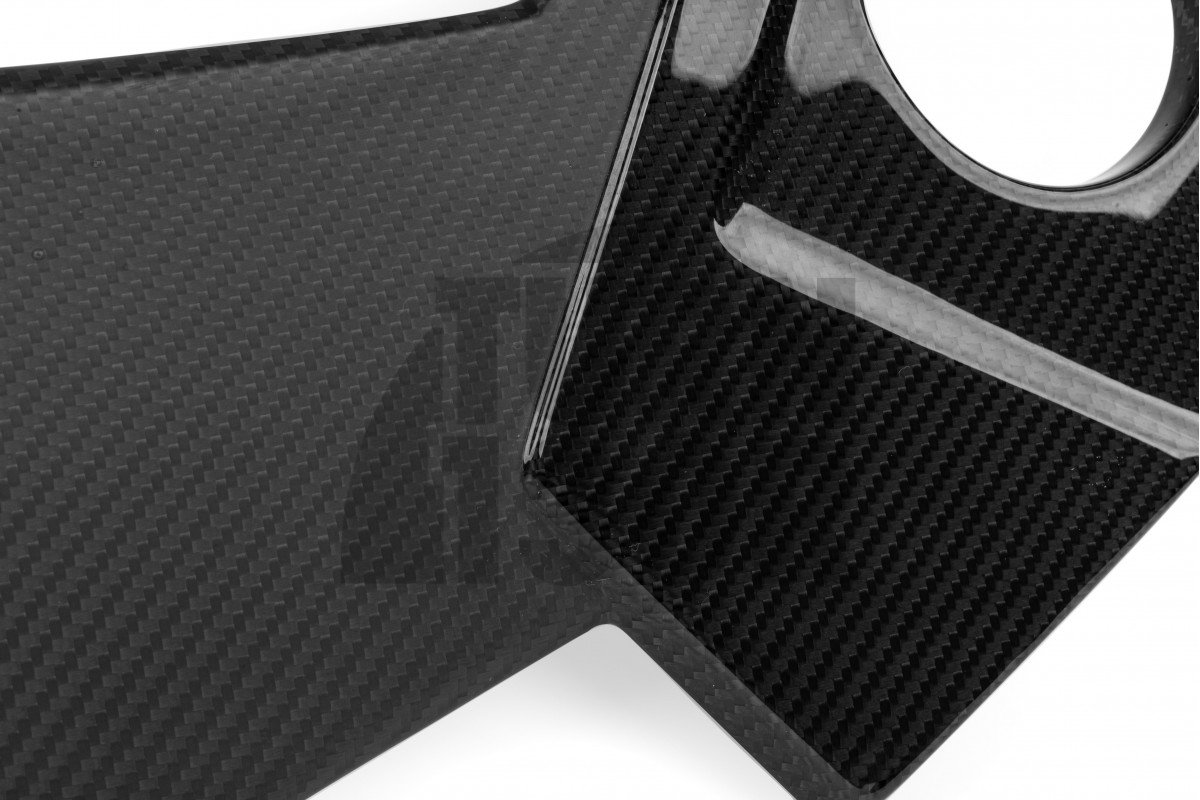 APRCarbon Fiber Engine Cover Audi RS6 C8 / RS7 C8