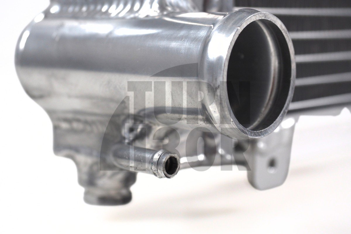 Mishimoto Aluminium Radiator Subaru Impreza GT GC8