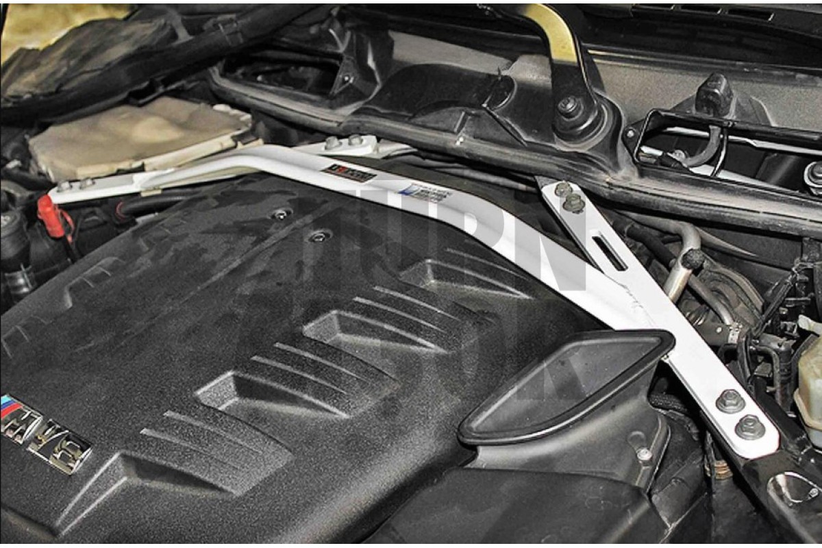 Ultra Racing Front Upper Strut Brace BMW M3 E92 