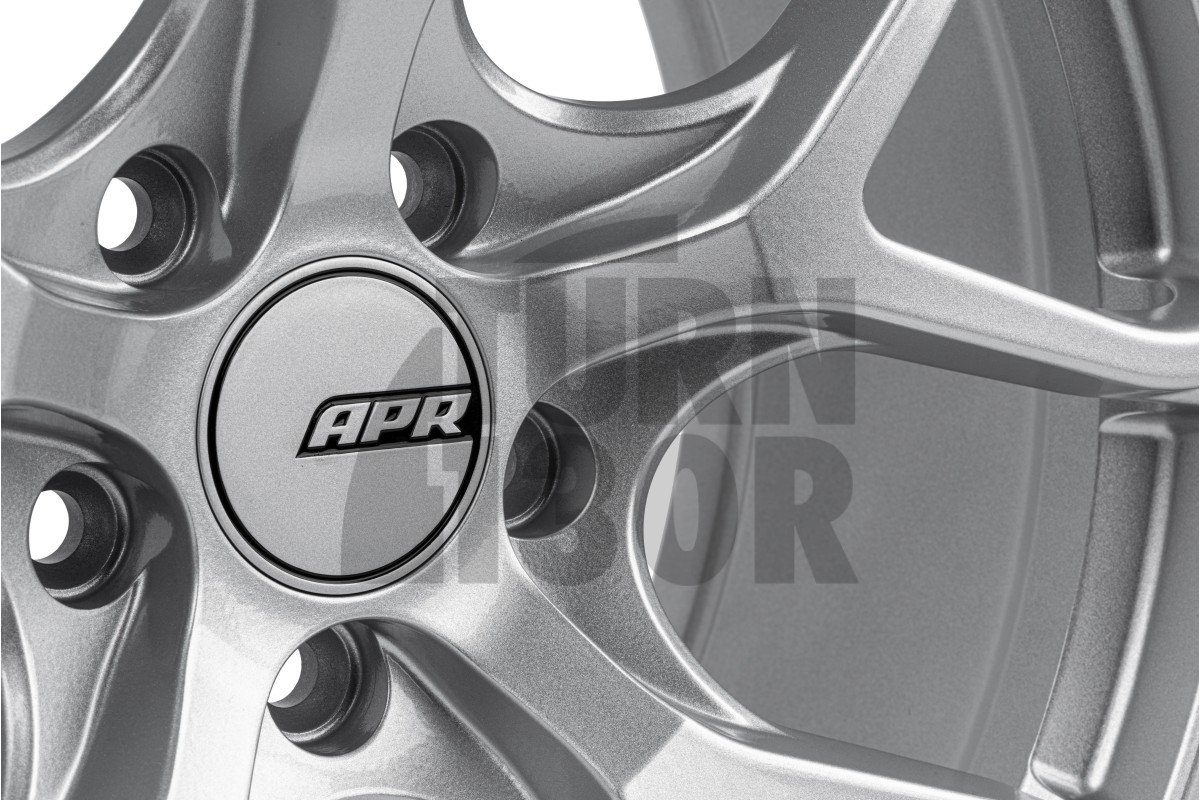 APR A01 Flow Formed Wheel Silver / 18 x 8.5 - 5x112 ET45